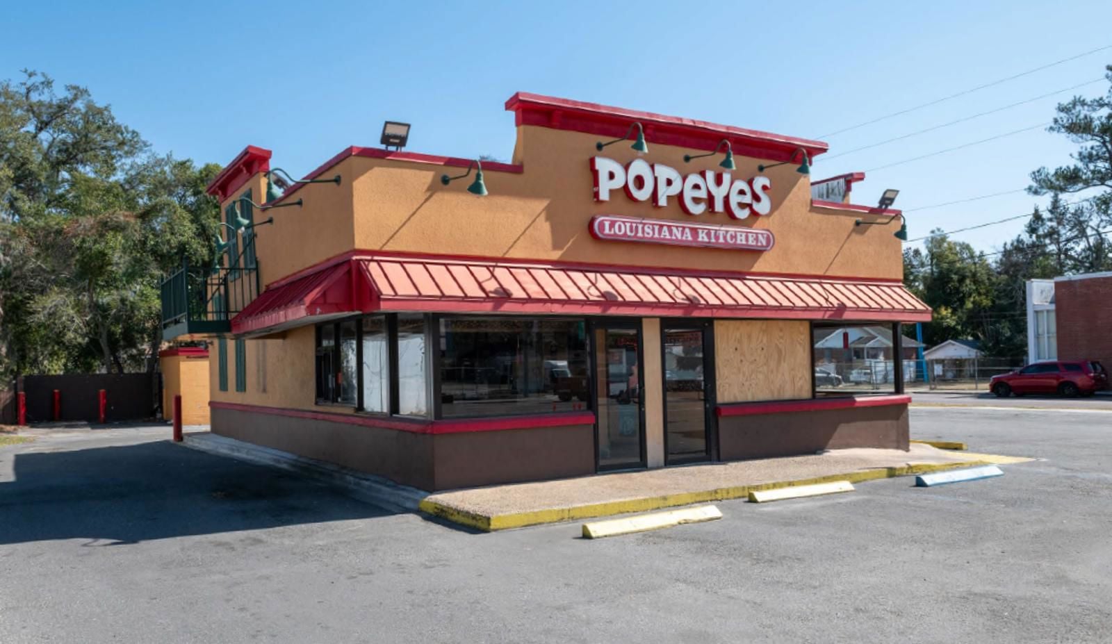 1,596 SF Retail For Lease 649 McDuff Avenue South - Image 1