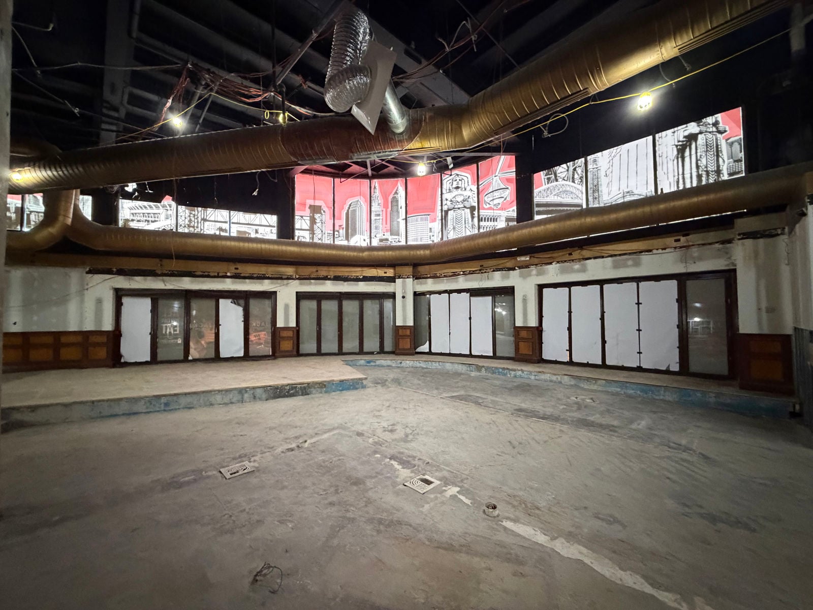 Restaurant / Retail / Small Shop Availabilities For Lease 21 Prospect Avenue East - Image 4