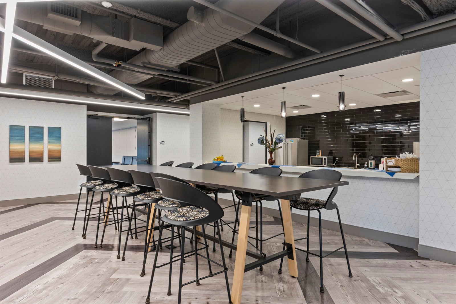 Foster Amenities (8)