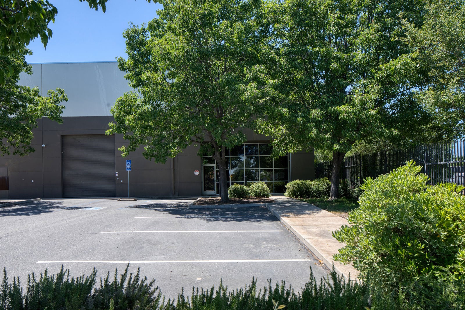 3121 Evergreen Avenue - Image 1