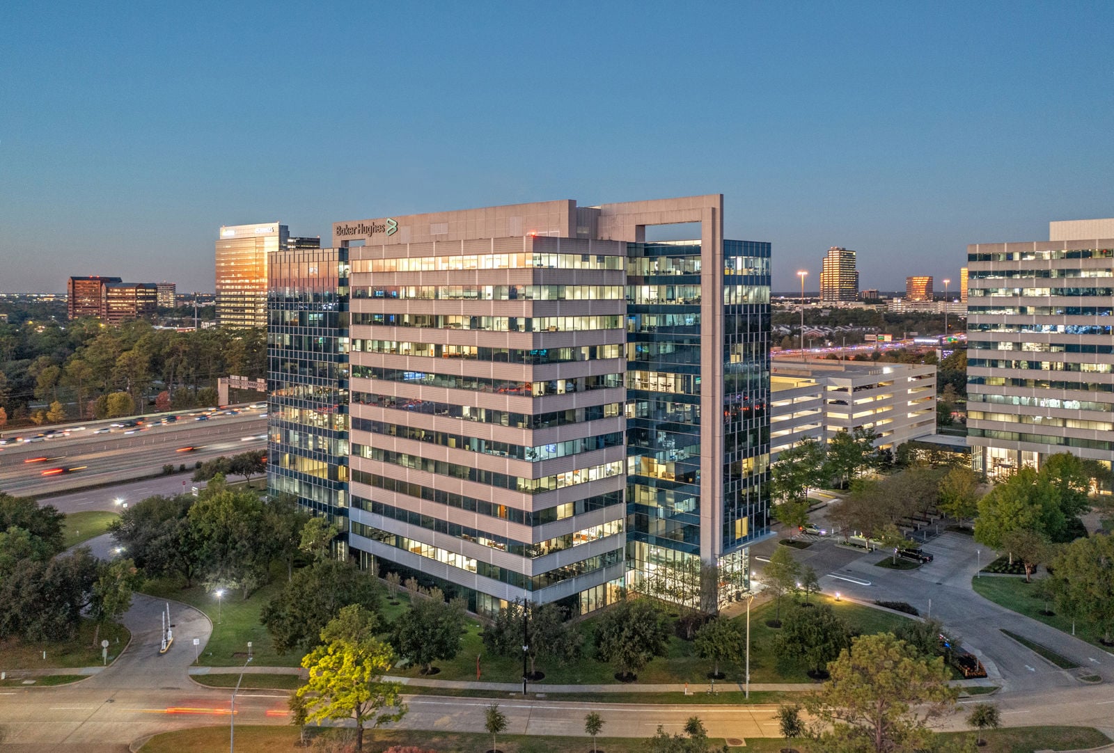 575 - Building Photo