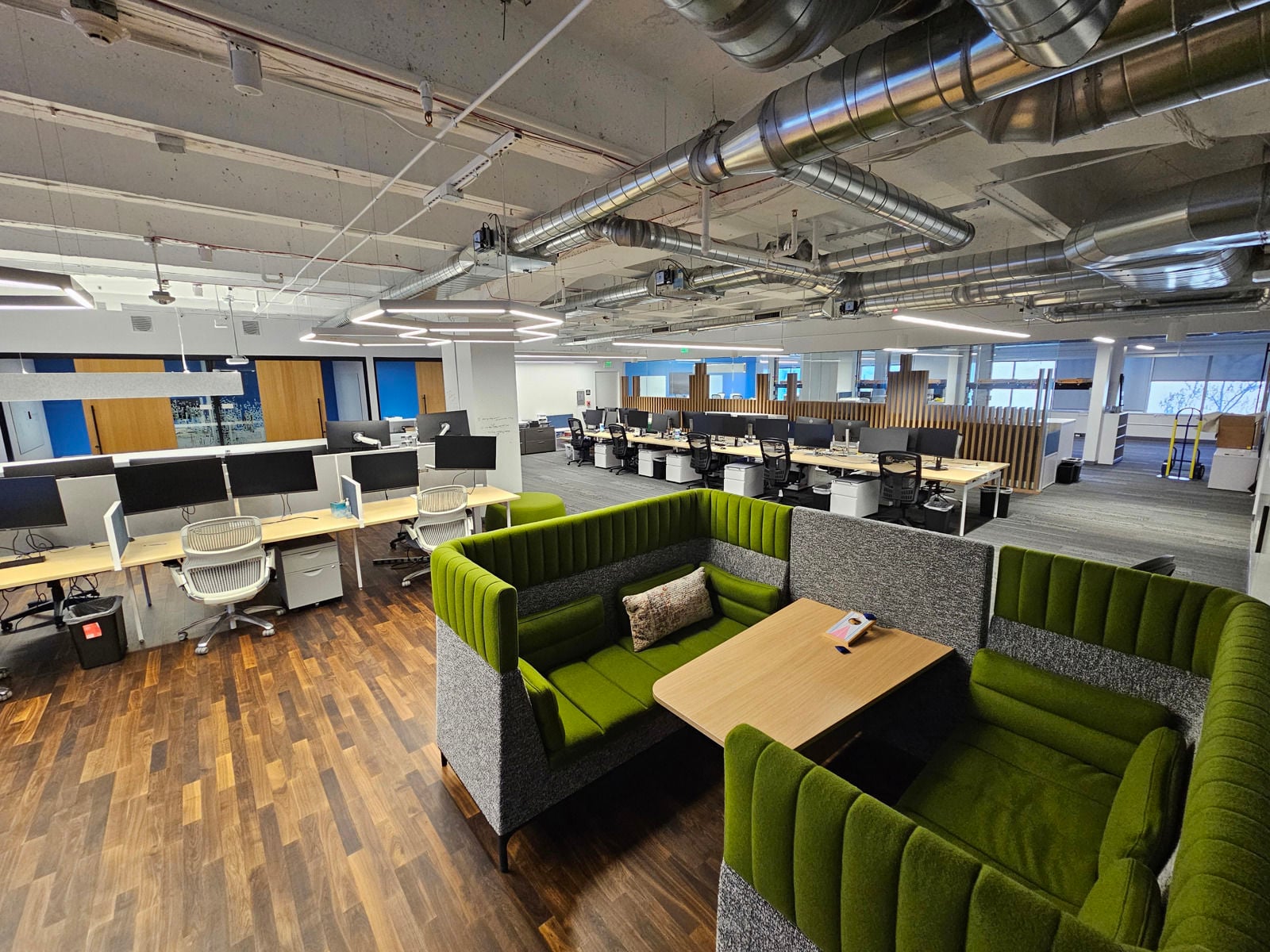 Workstations_20260324_162642