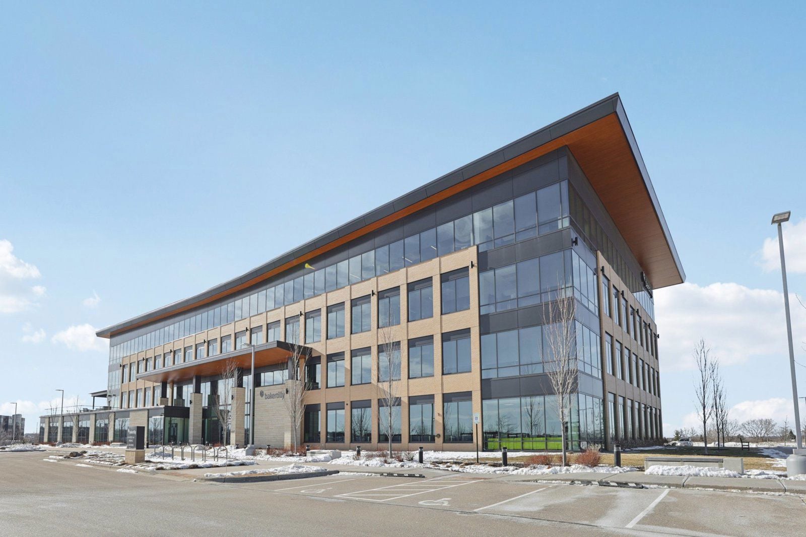 Innovate Ln-Exterior 1