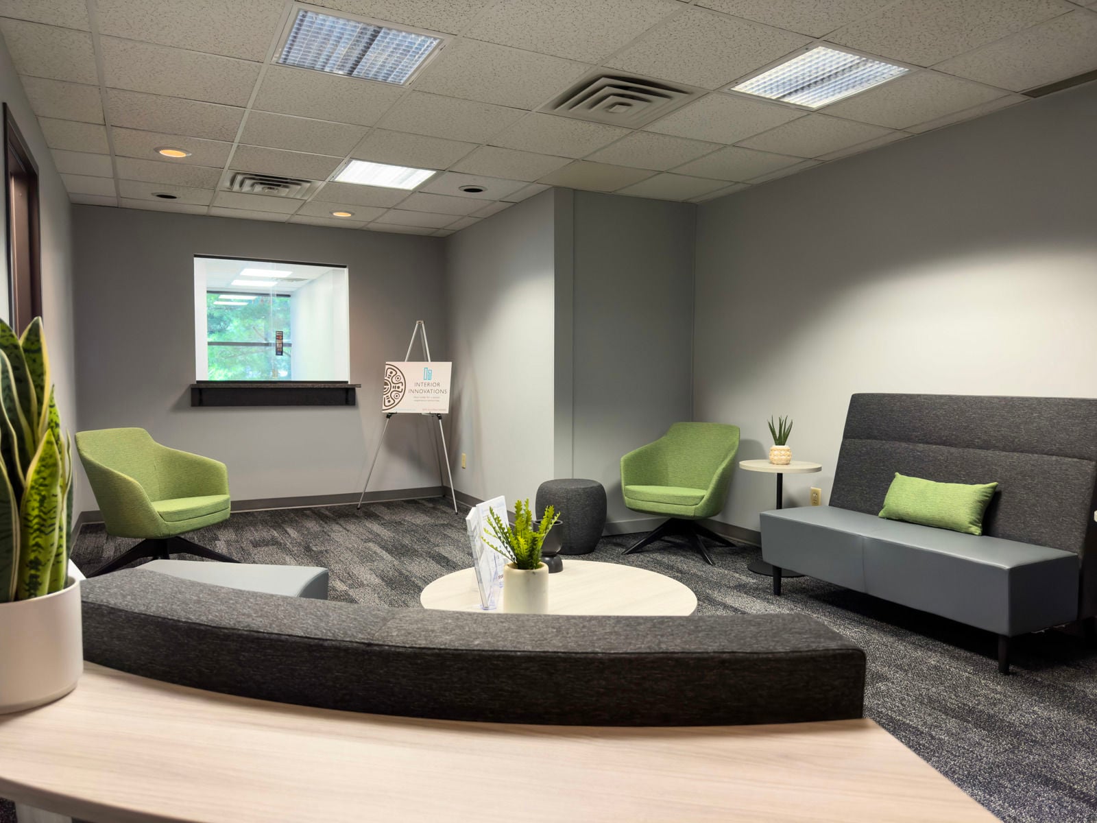 4820 W Taft_Lobby Interior