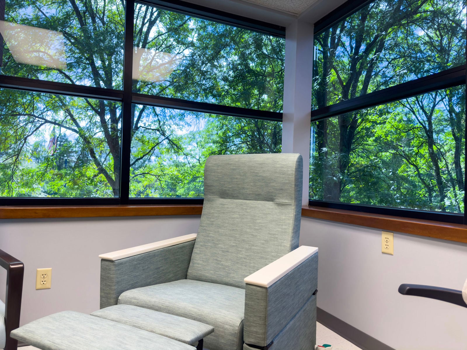 4820 W Taft Patient Room 3