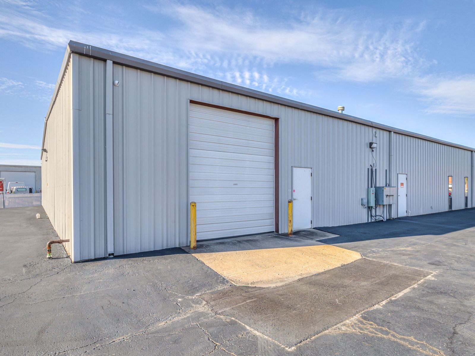 1827 North Yellowood - DI Door