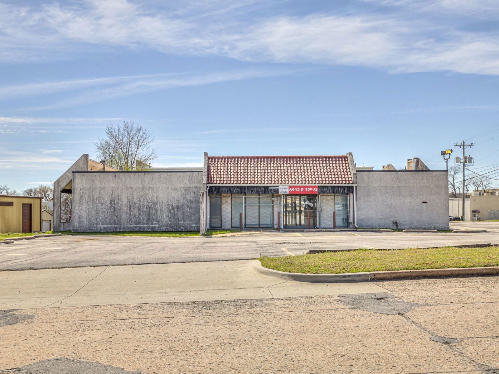 6912 East 12th Street-3