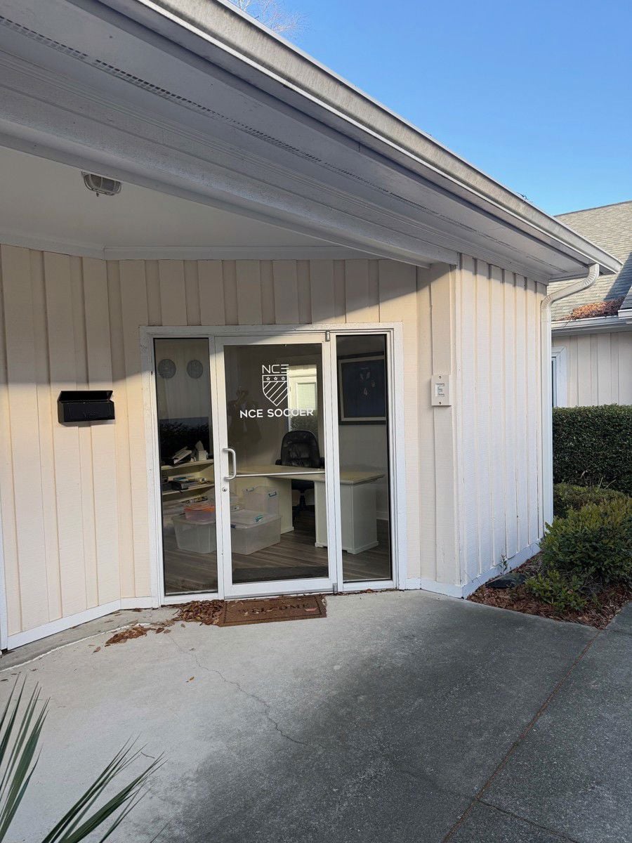 782 Johnnie Dodds SuIte E Front Door