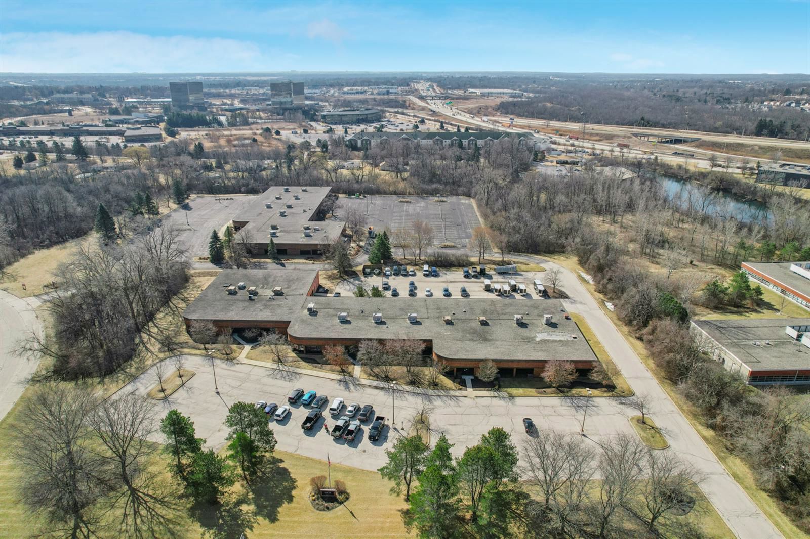 11425 W Lake Park Dr 01