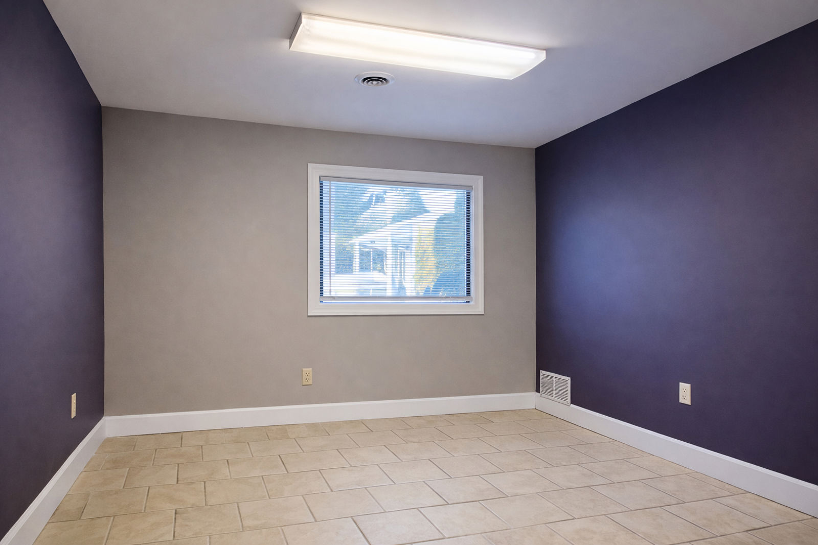 3363A920-D7CB-4AB2-963F-E270A9870026