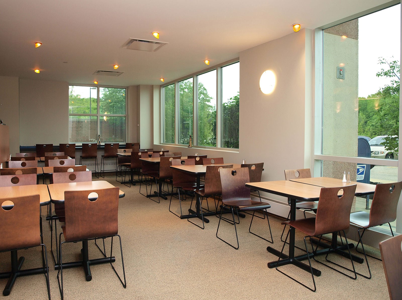 Beacon 2011 Interior Cafe Seating (2)