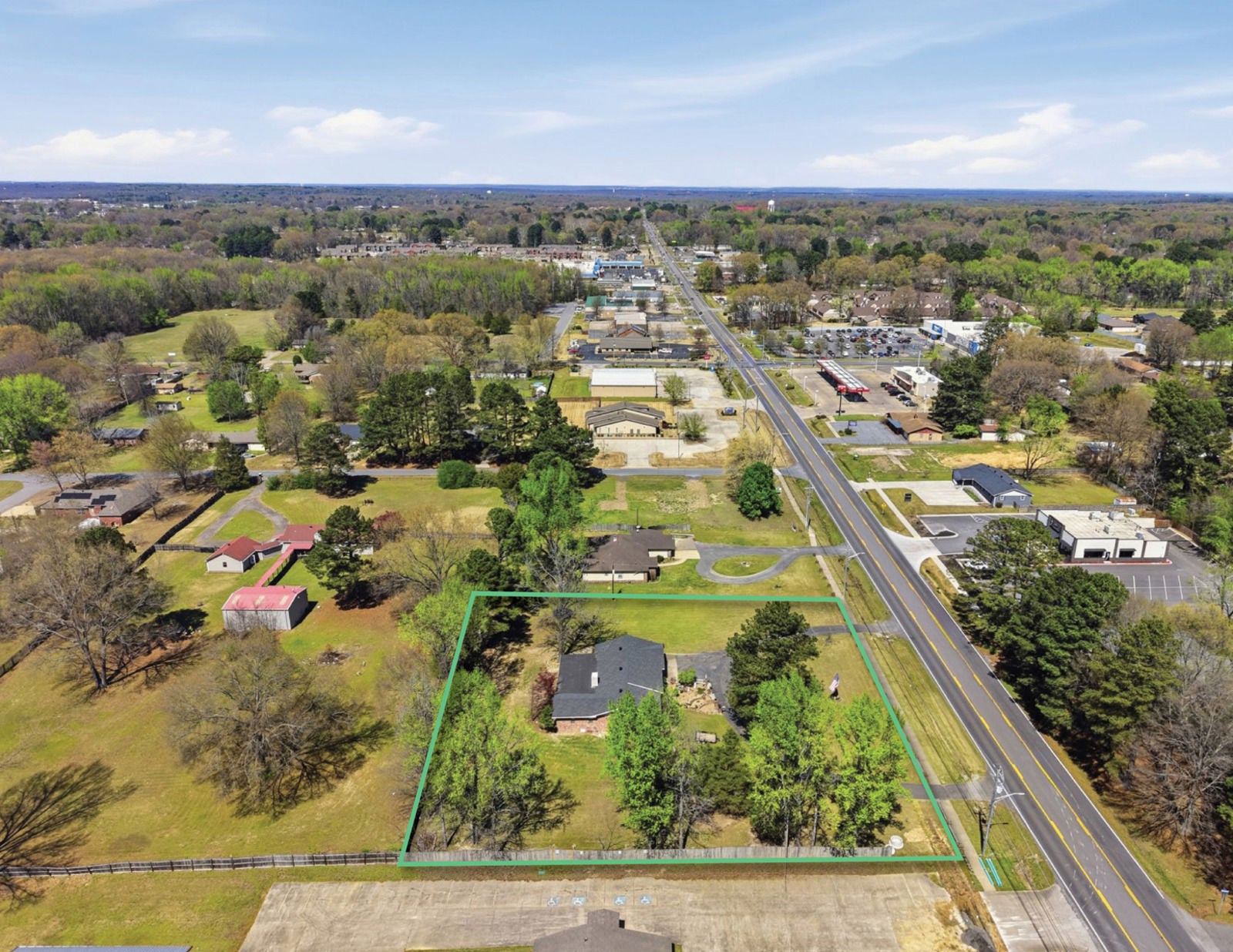 1316_S_Pine_St_Cabot_PropOutlines2