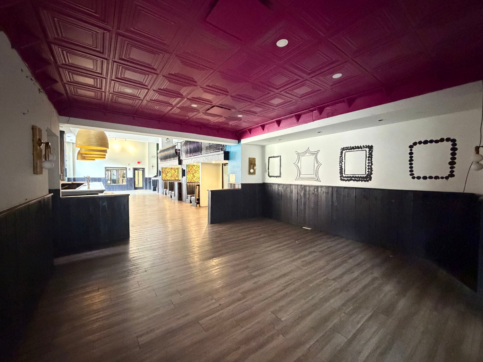 3,995 SF Premier Bar & Restaurant Space 668 Euclid Avenue - Image 10