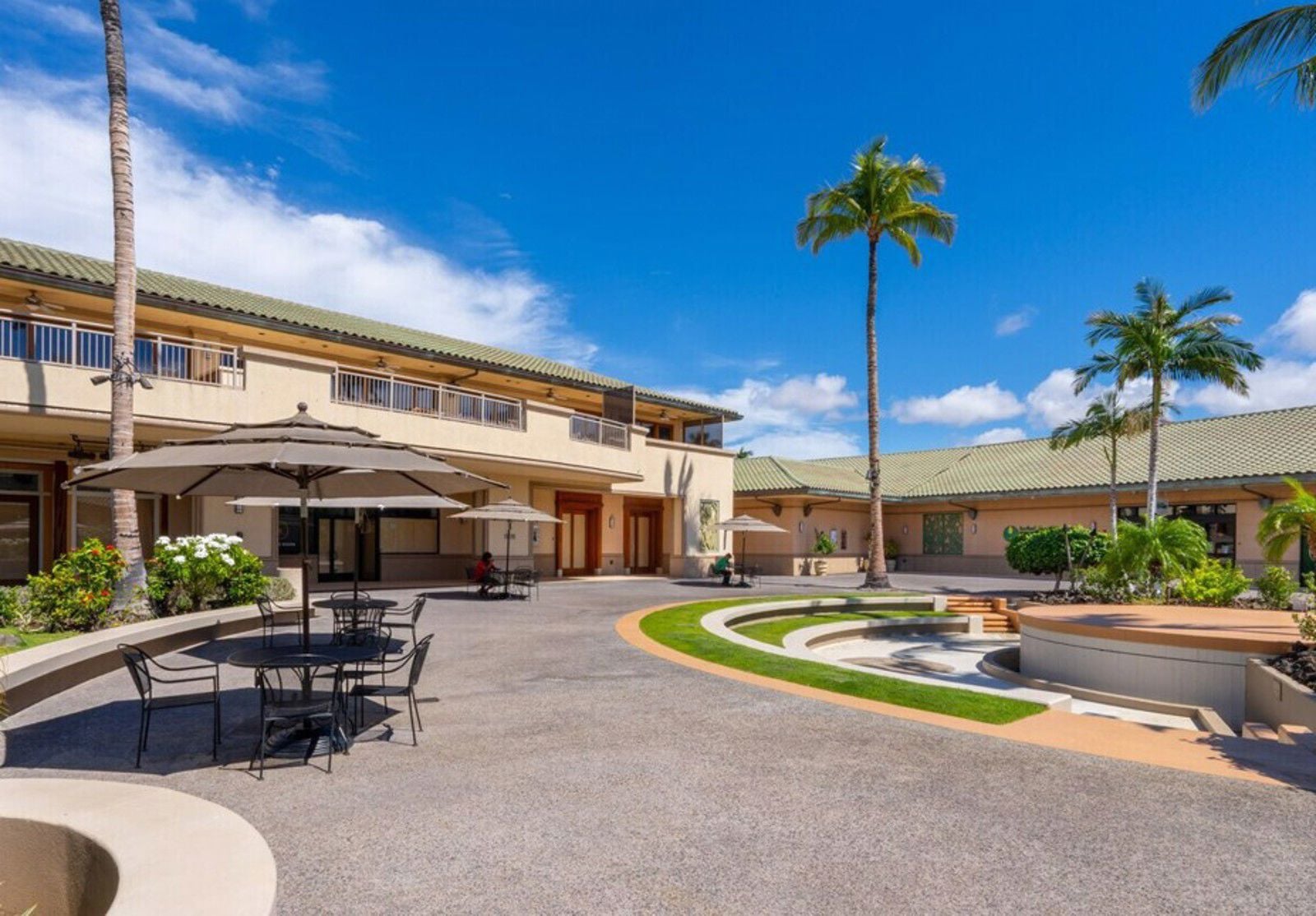 The Shops at Mauna Lani - 08