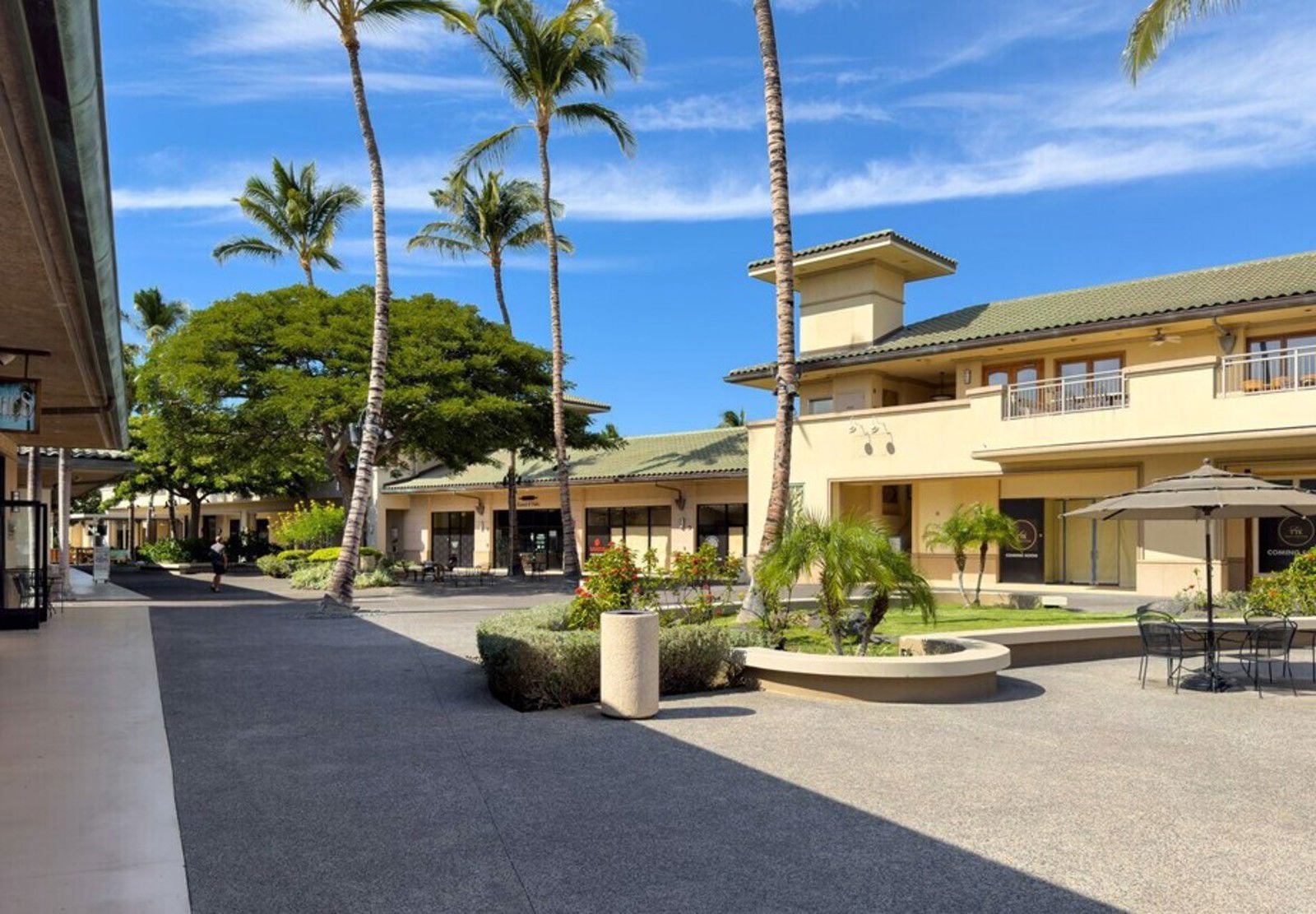 The Shops at Mauna Lani - 04