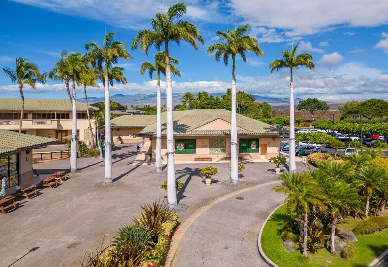 The Shops at Mauna Lani - 03