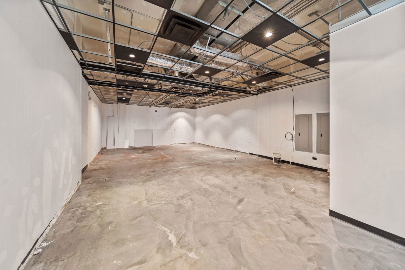 158 W Erie St, Chicago, IL (18)