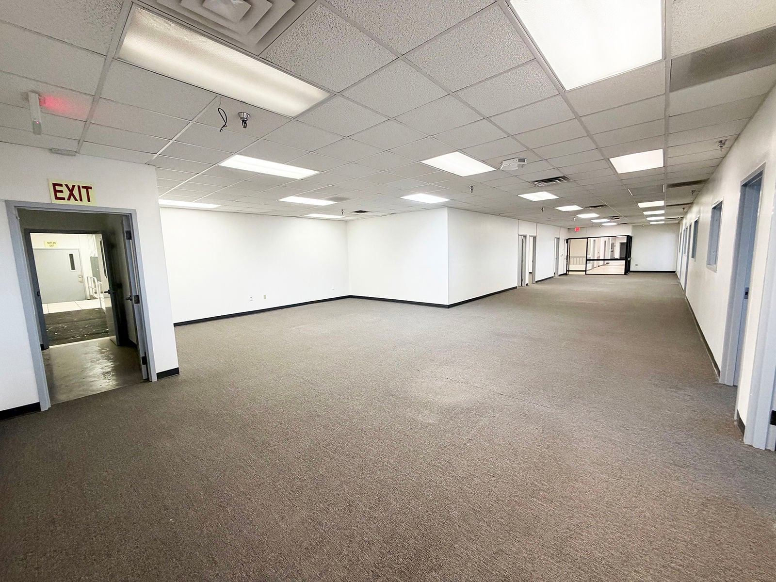 2nd Floor Office Hall