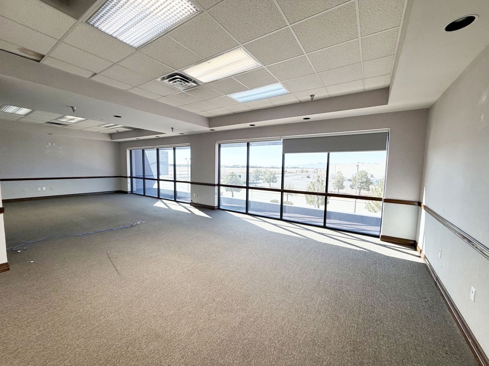 Office Area w Windows