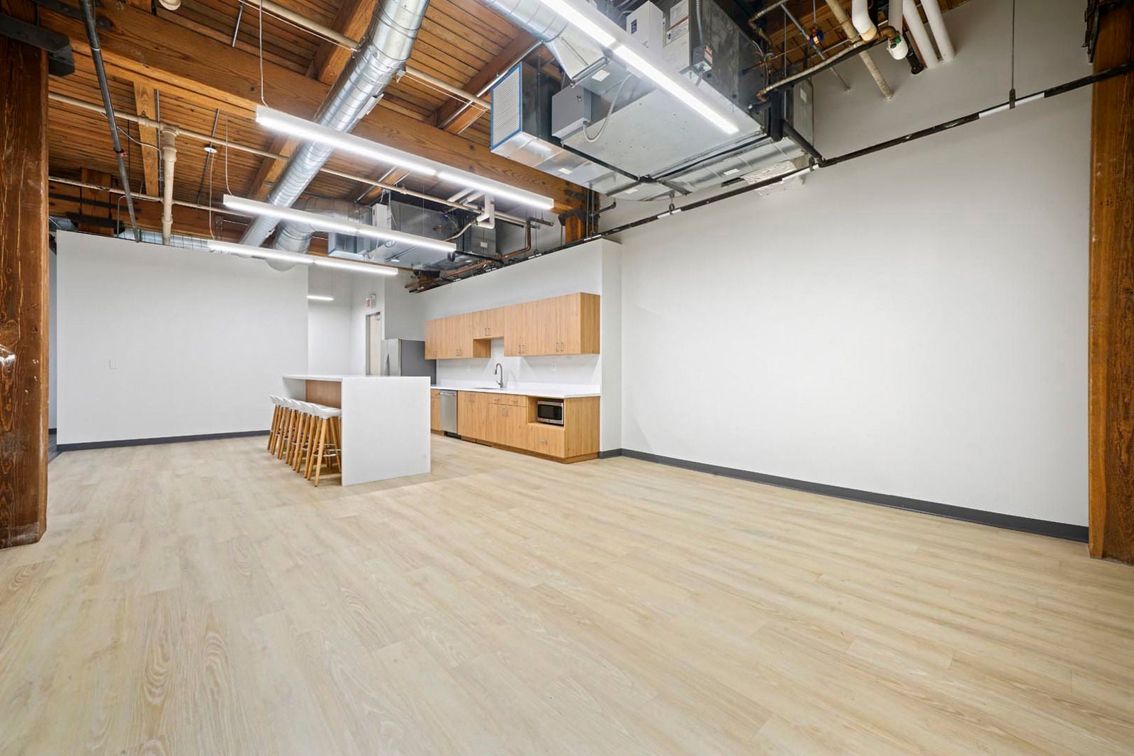 1033 W Van Buren, Chicago, IL (5)