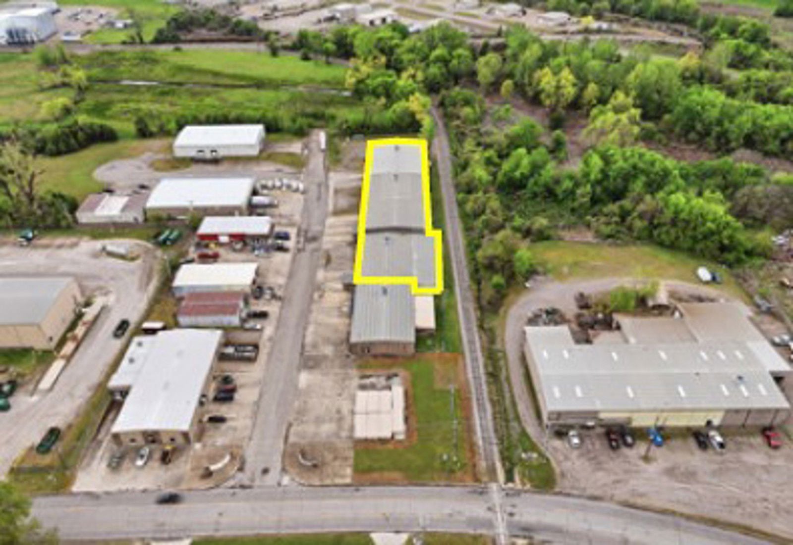 Industrial Building for Lease in Van Buren  1024 South 25th Street - Image 6