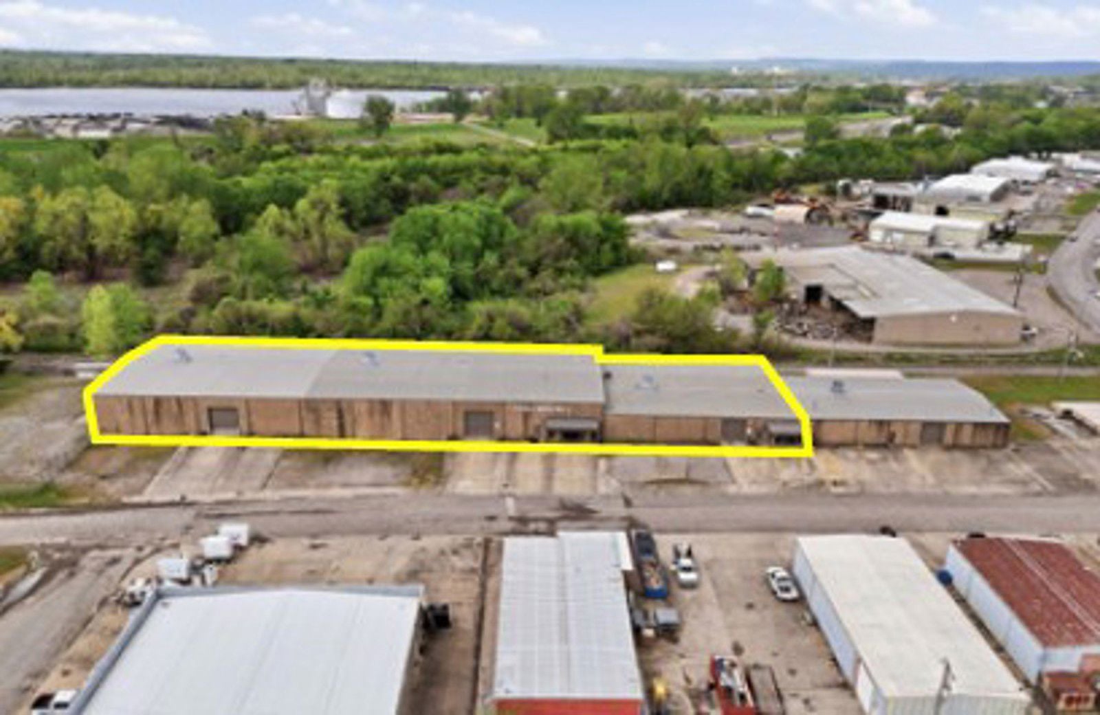 Industrial Building for Lease in Van Buren  1024 South 25th Street - Image 5