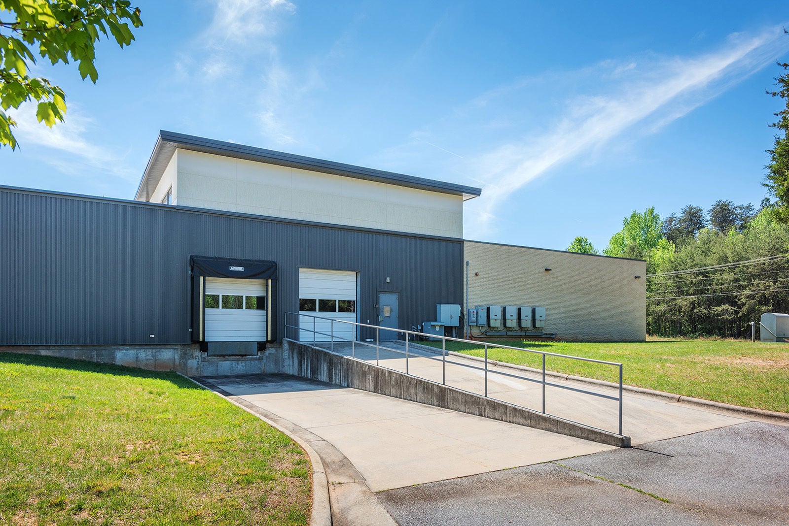 2975 Cole Road_Loading