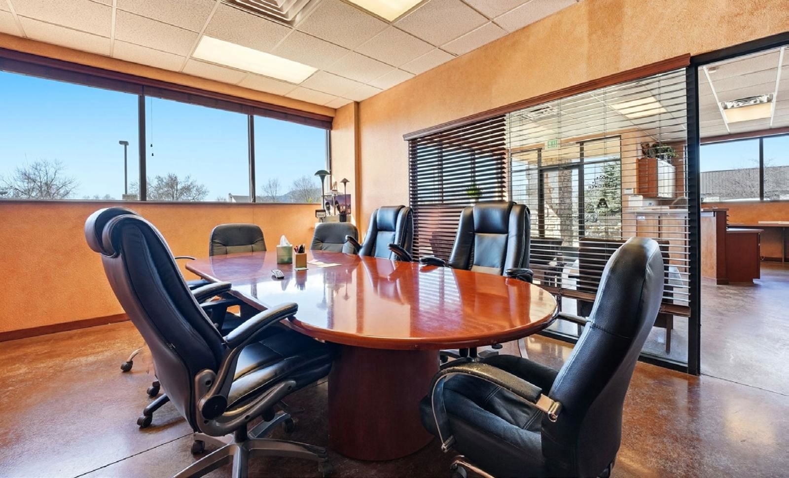 1925 1945 Aeroplaza Dr_Interior 3