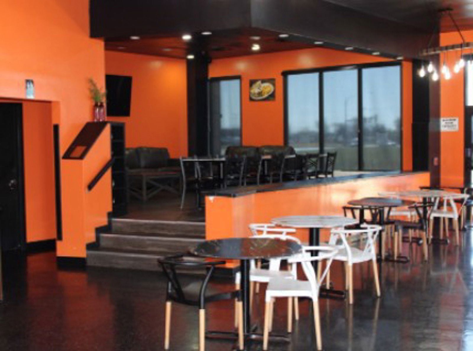 Highly Visible Retail Space 3400 Southeast Macy Road - Image 6