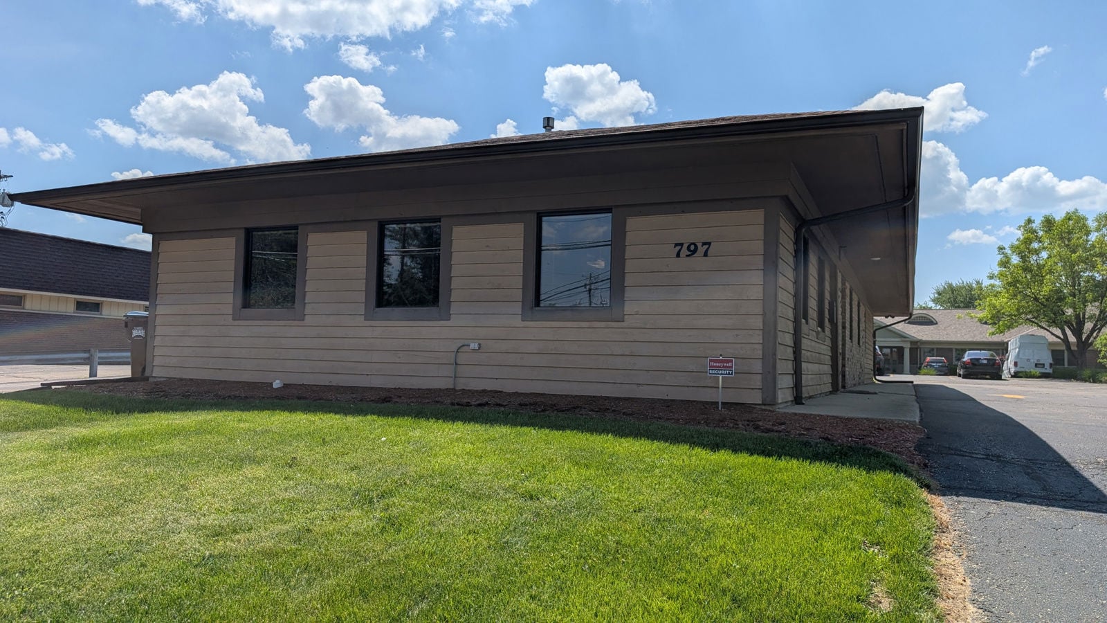 PXL_20260423_162955937