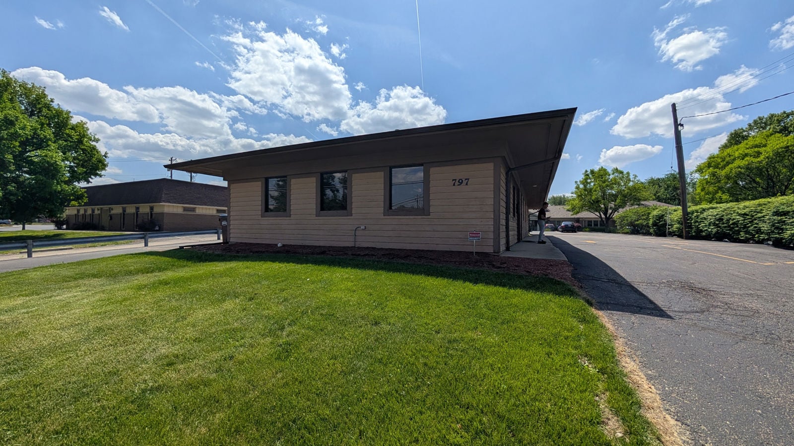 PXL_20260423_165051246