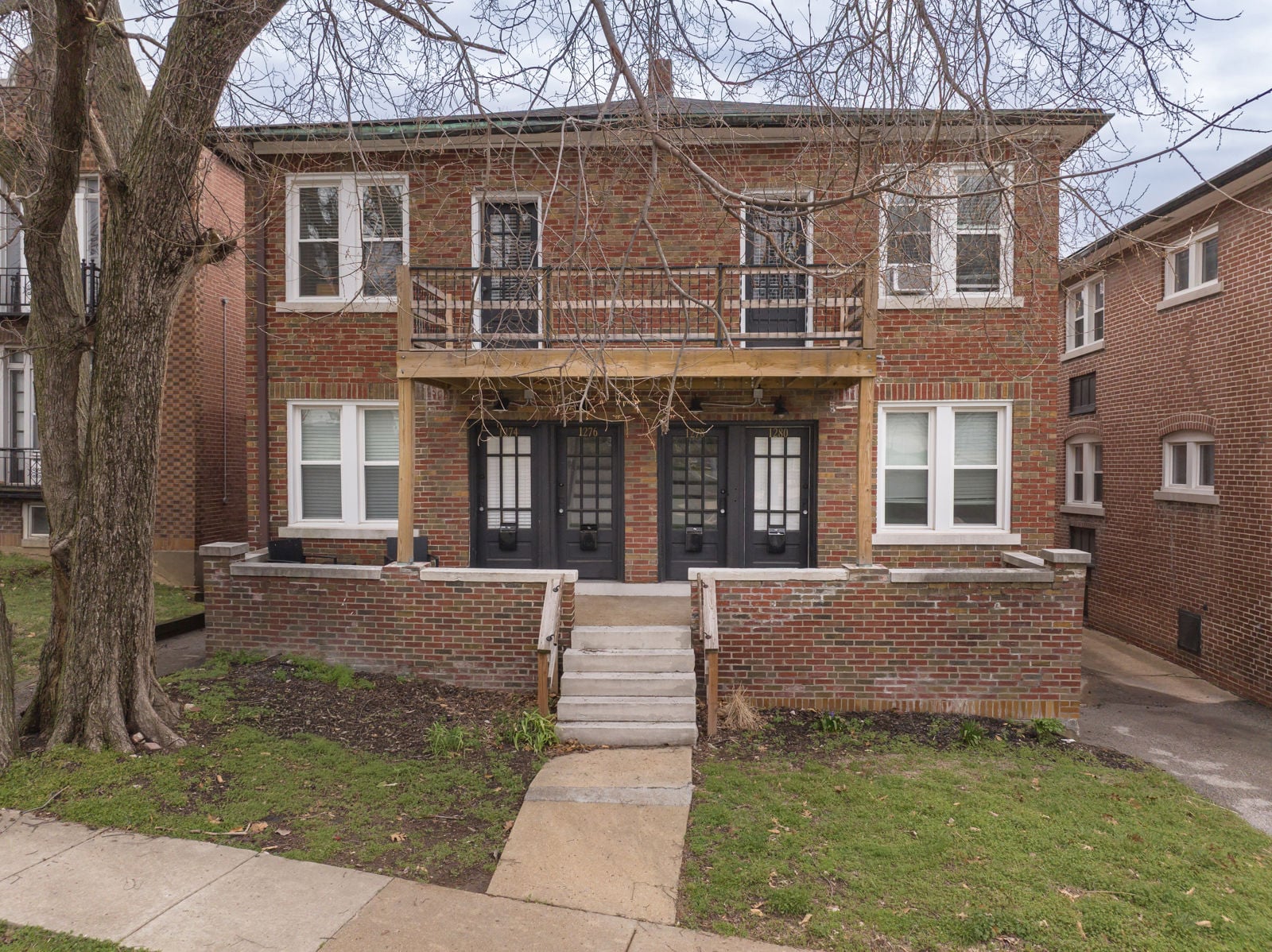 1274HawthornePl-2_EDITED