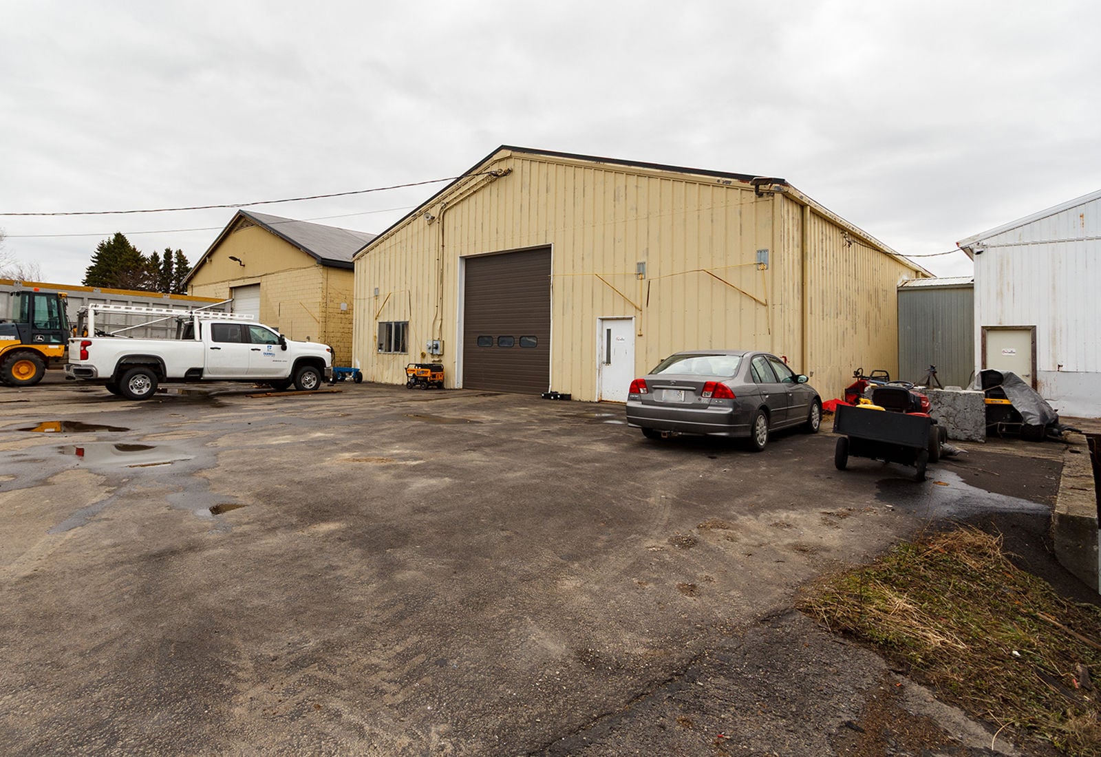 3761 Lake Shore Drive East_Dunkirk_9373_1600px