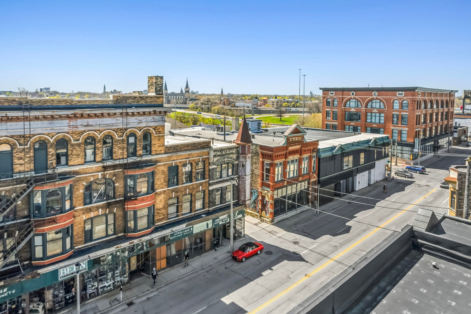 511-523-W-National-Ave-Milwaukee-WI-37