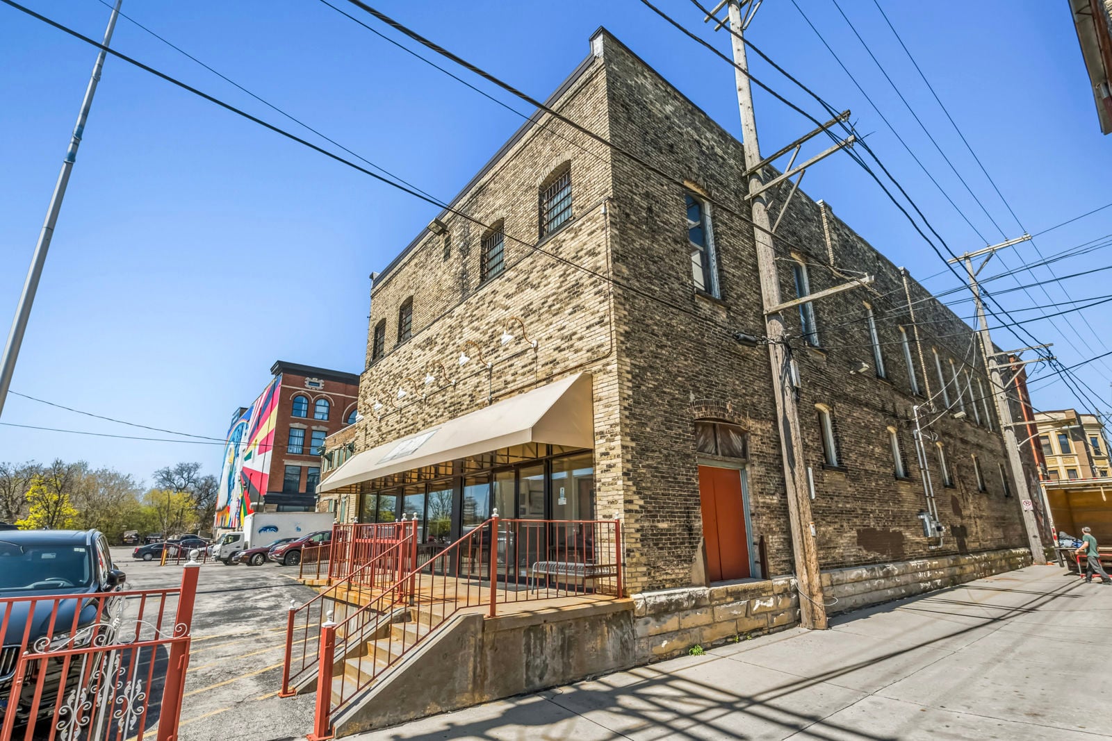 523-W-National-Ave-Milwaukee-WI-50