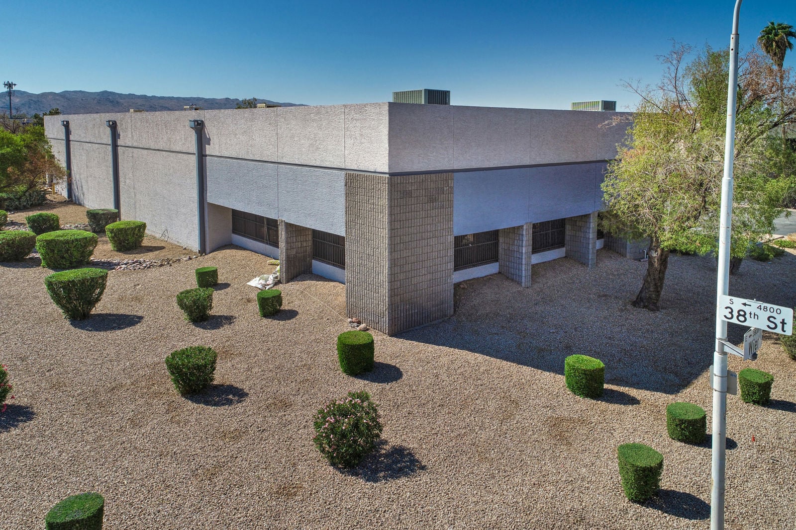 3745 E Wier Ave-15_edits