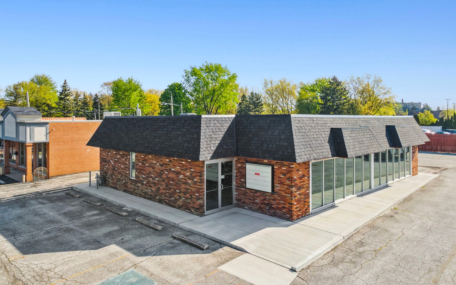 2,695 SF Freestanding Retail 6699 West 130th Street - Image 2