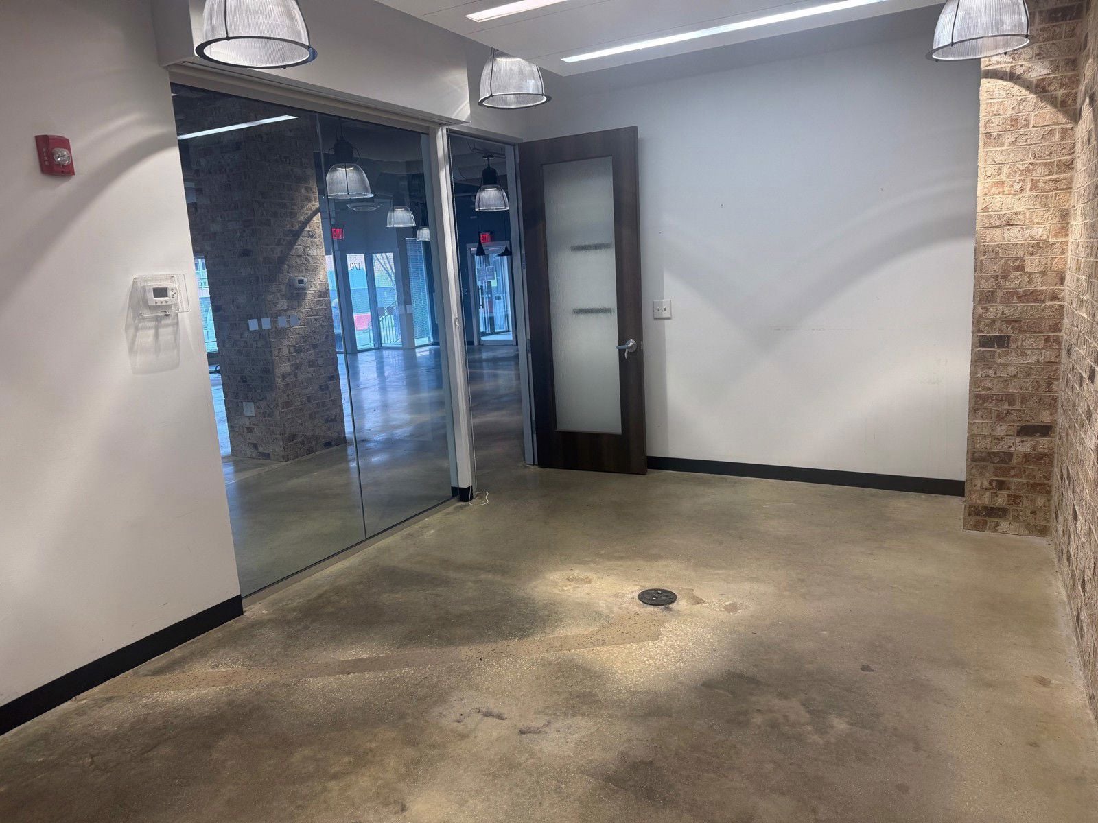 170 Meeting Suite 102 Conf Room 1