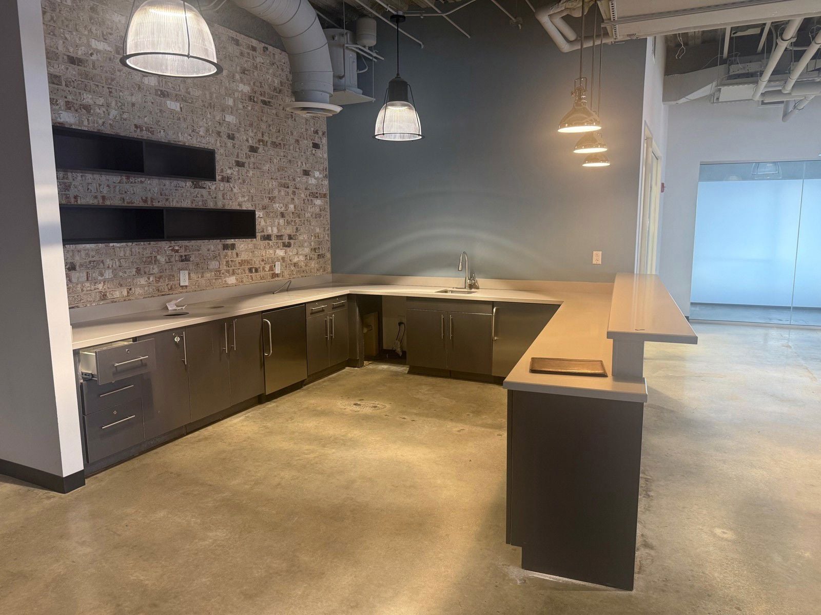 170 Meeting Suite 102 Kitchen Area