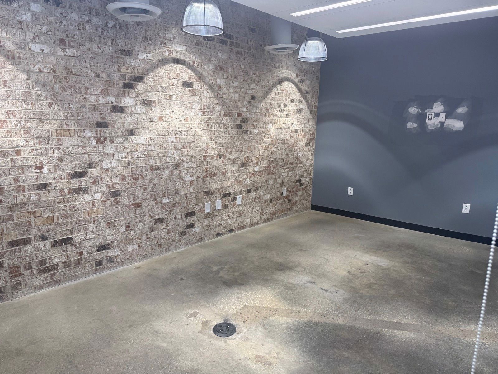 170 Meeting Suite 102 Conf Room 2