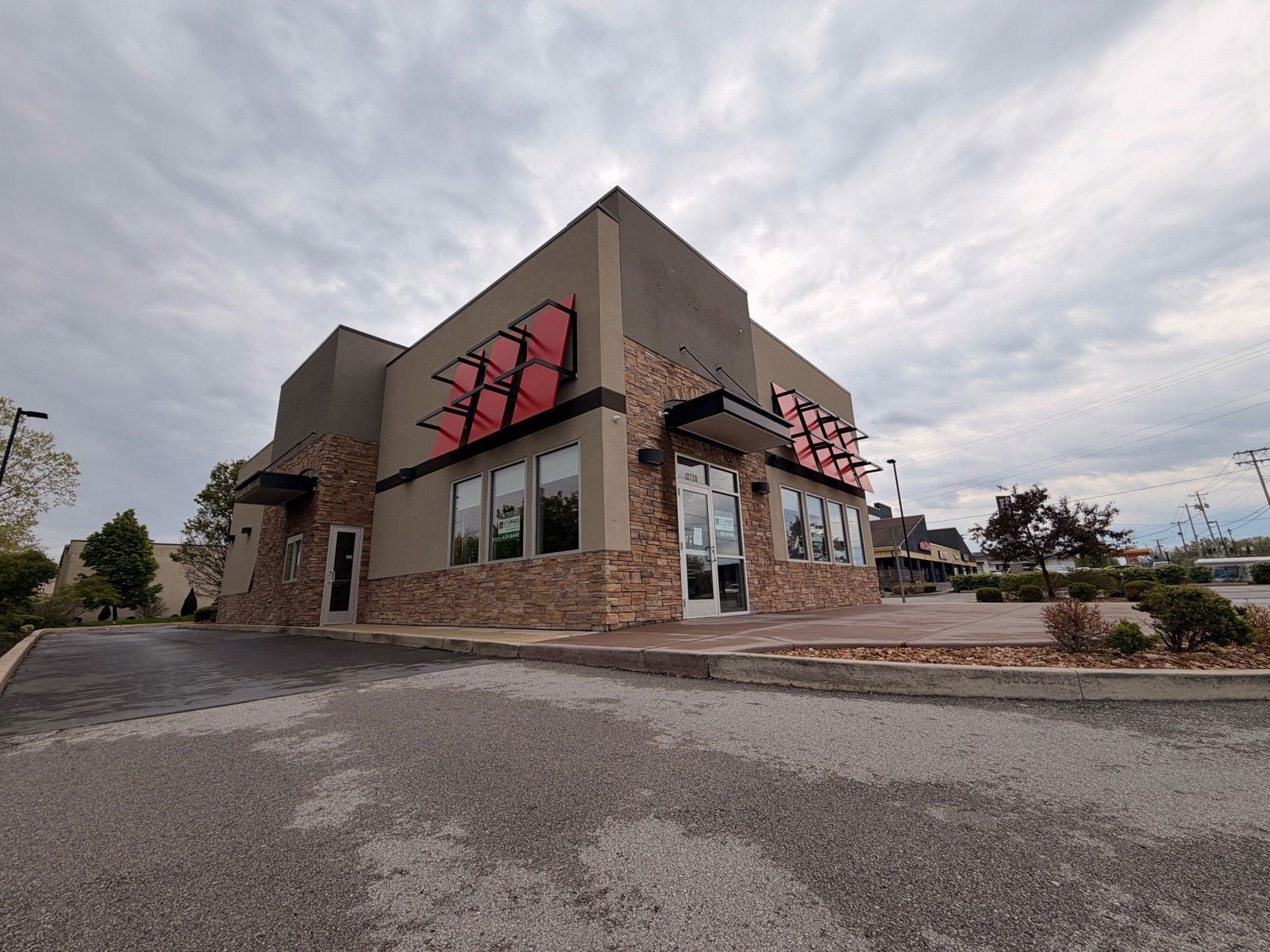 Hardee's Site Picture (9)