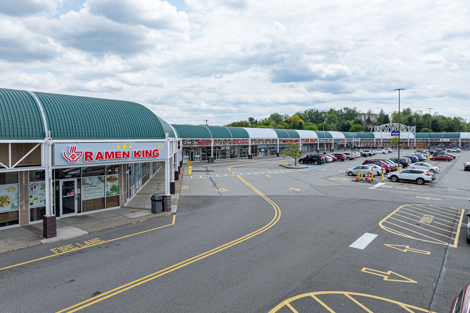 McIntyre Shopping Center_14