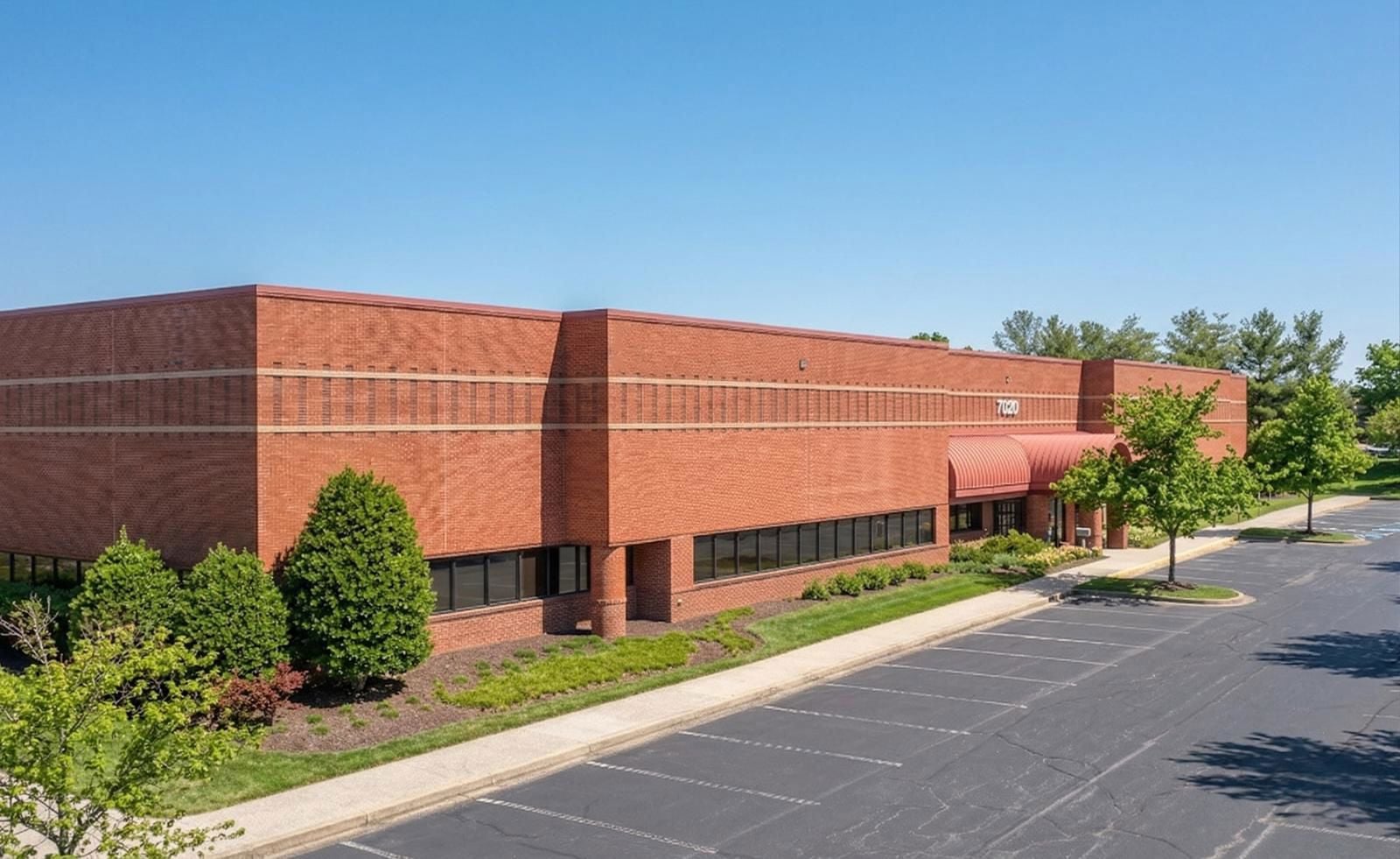 7020 Columbia Gateway - front (NB)