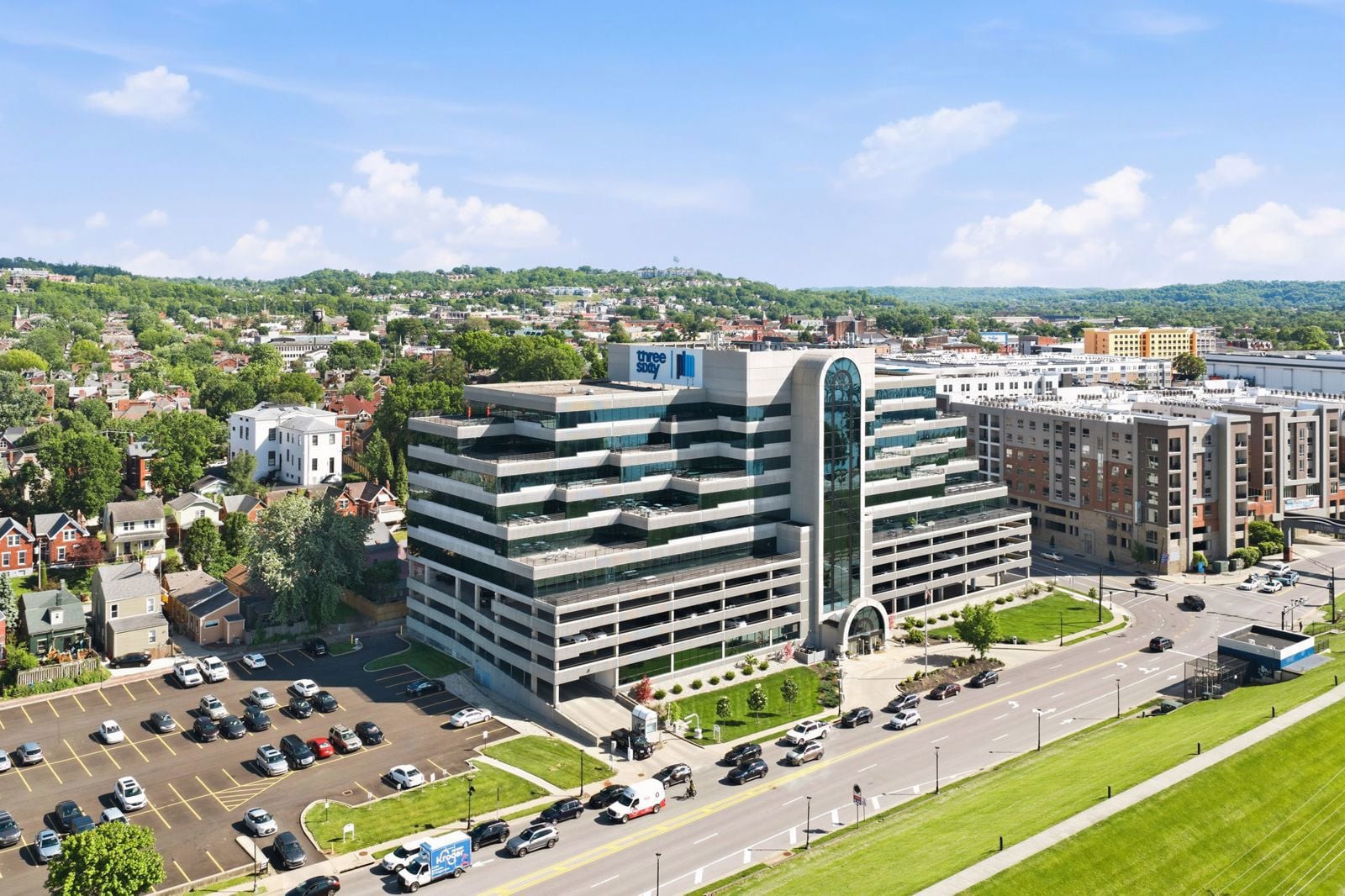 5-web-or-mls-300 Dave Cowens Dr-5