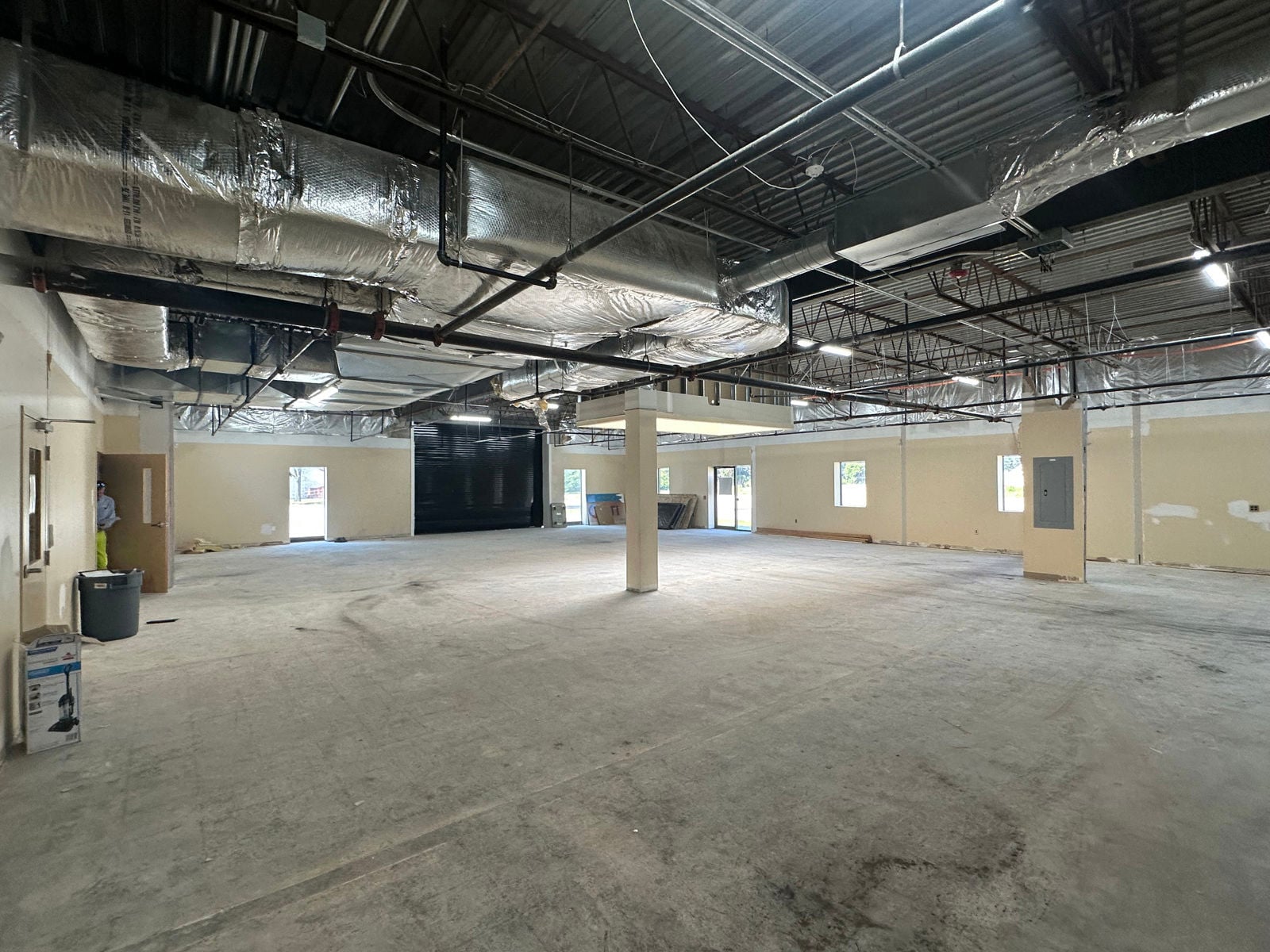 2700 Van Buren Avenue - Image 2