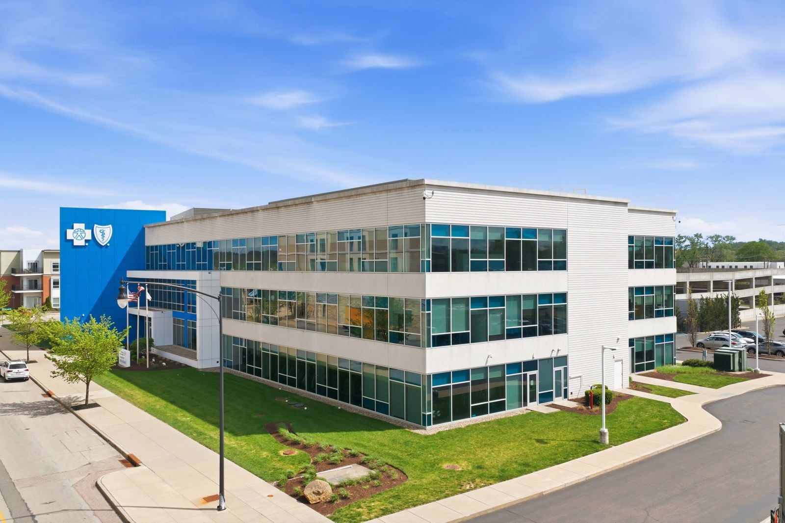 15-web-or-mls-3075 Vandercar Way-15