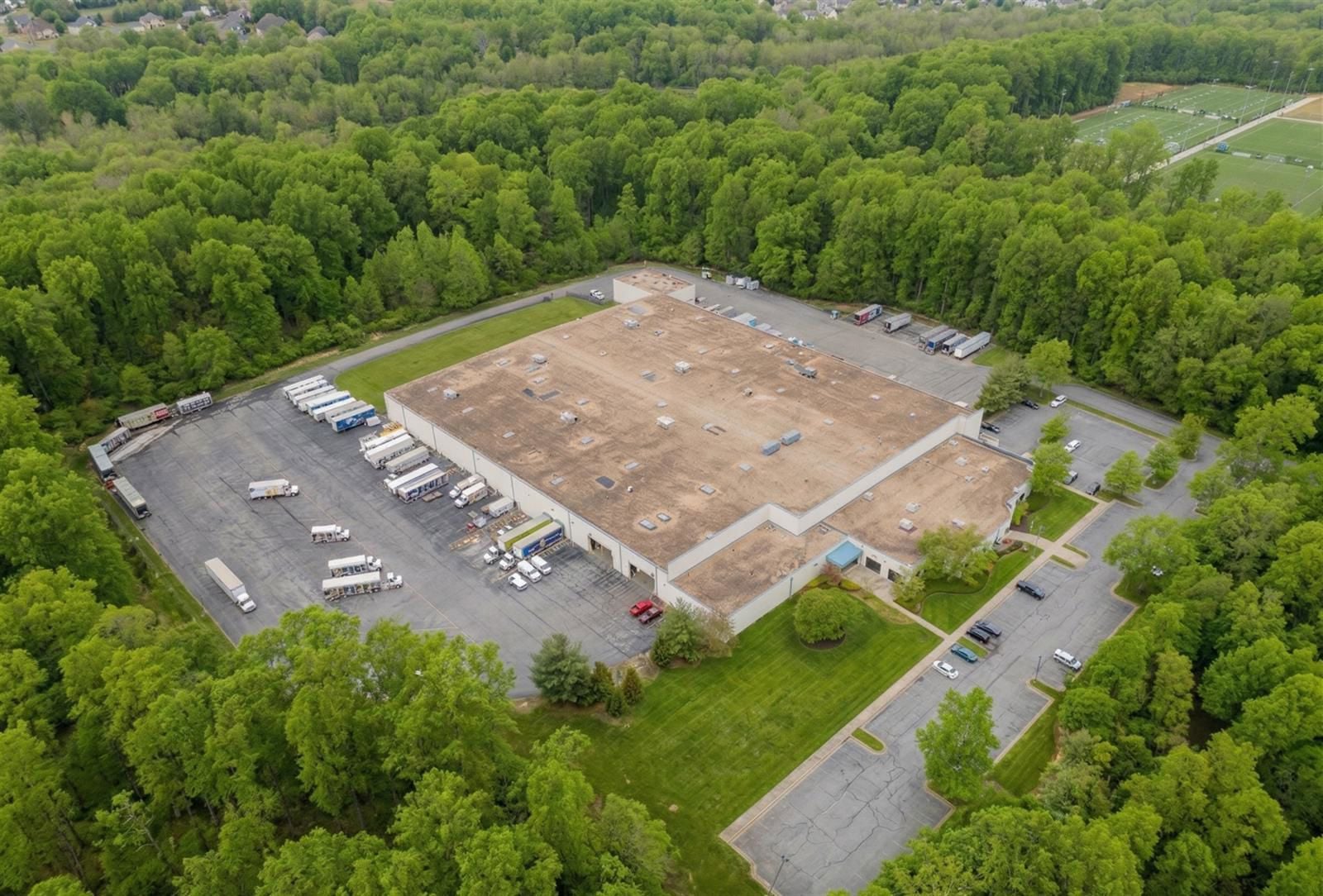 15827 Commerce Court - aerial 115 (GL)