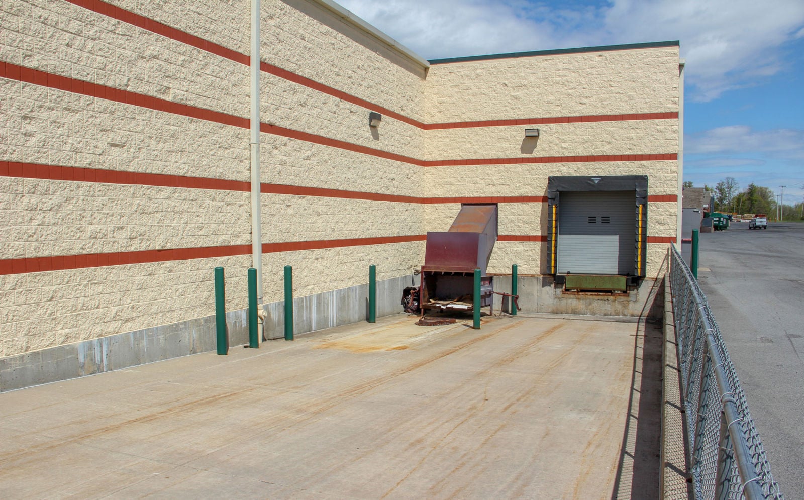 Dock Door