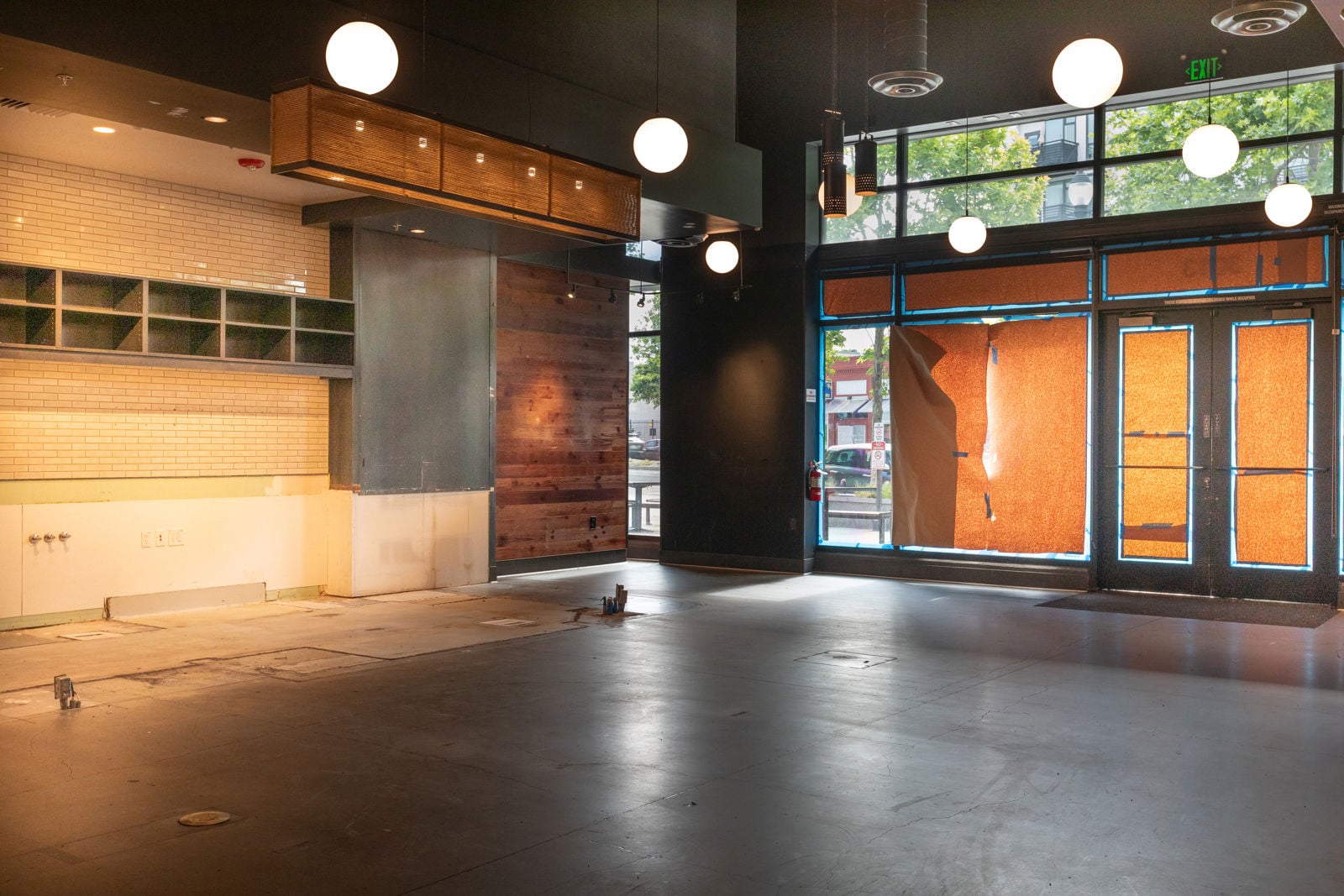 3530BroadwayHR8423