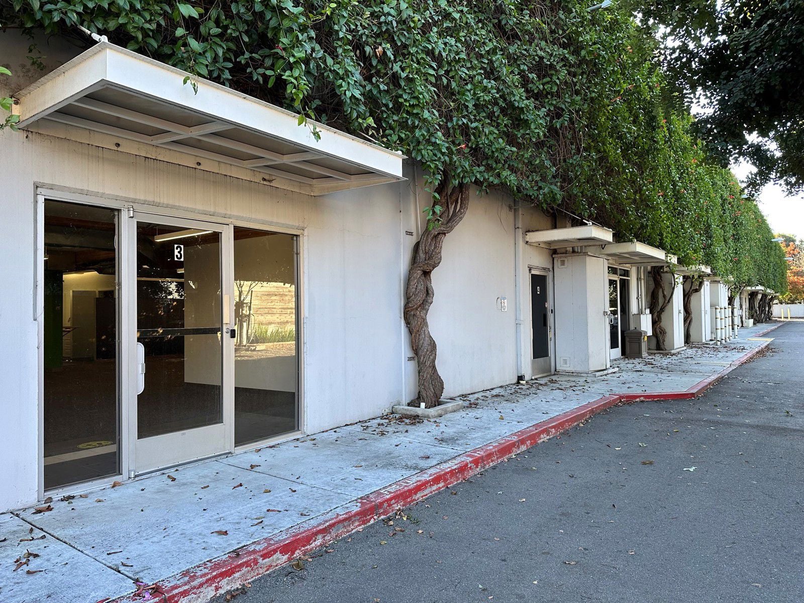 Exterior 1
